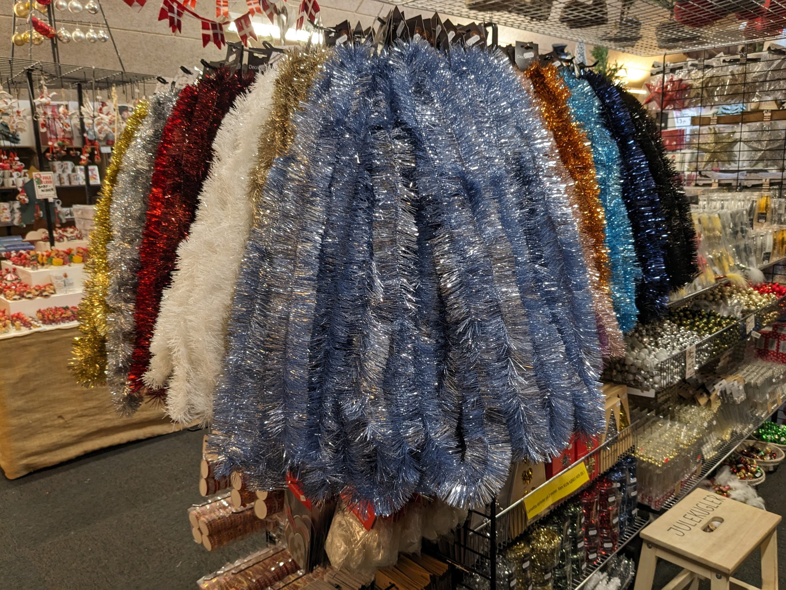 lametta i forskellige farver